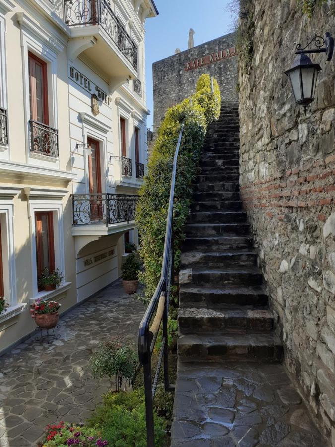Hotel Guri Elbasan Kültér fotó