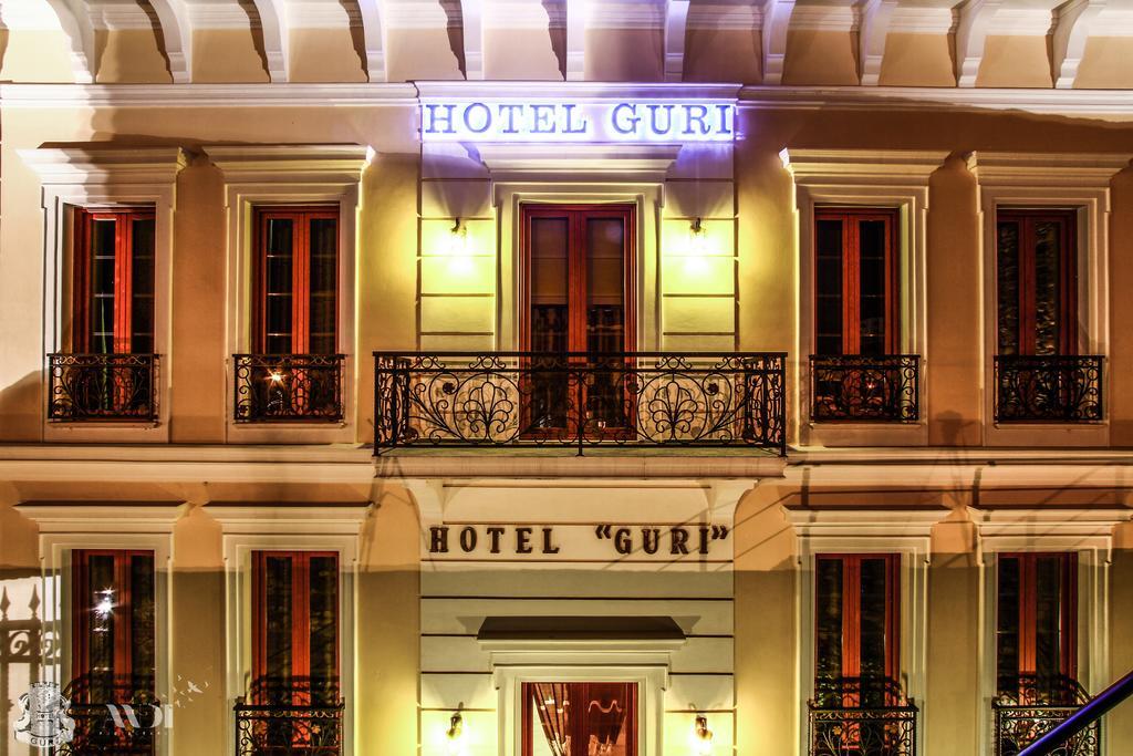 Hotel Guri Elbasan Kültér fotó