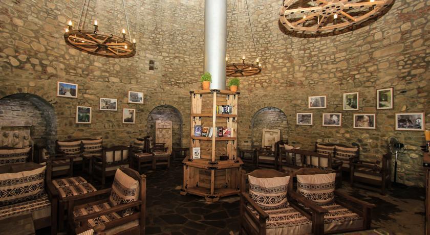 Hotel Guri Elbasan Kültér fotó