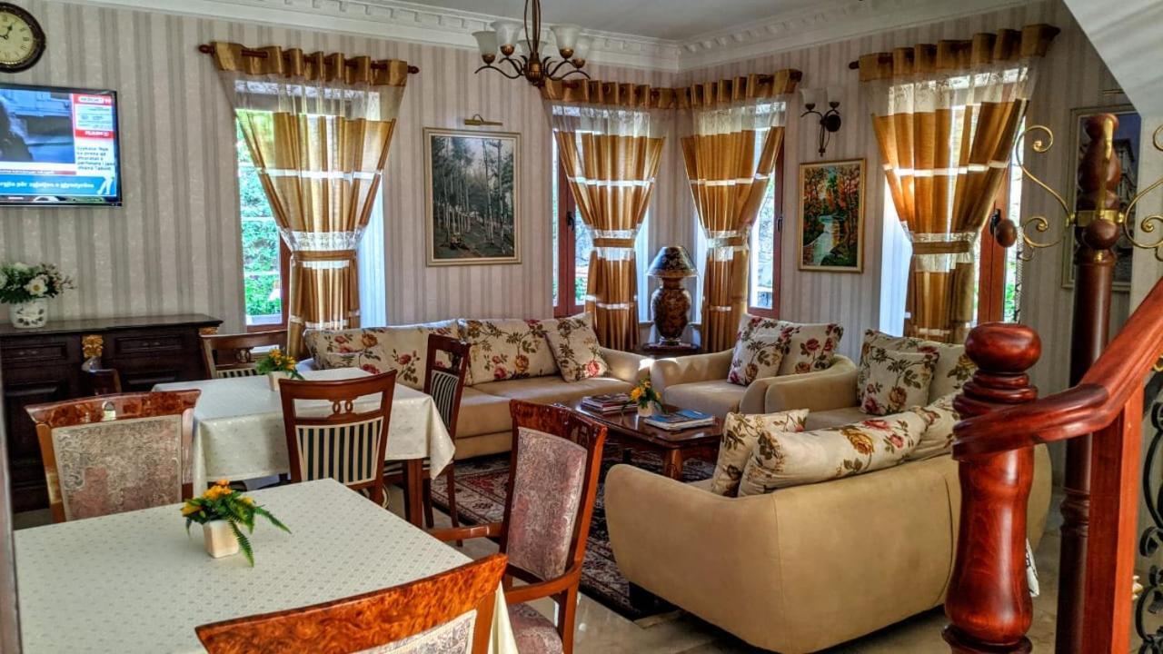 Hotel Guri Elbasan Kültér fotó